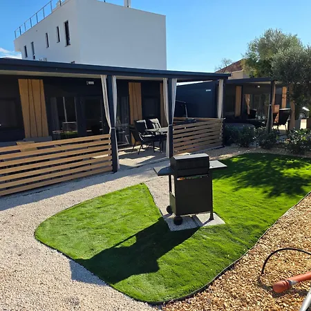 11 Limoni Ferienhaus Sukošan