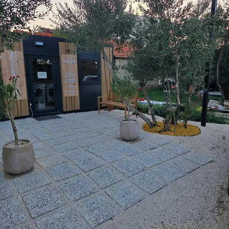 11 Limoni * Sukošan