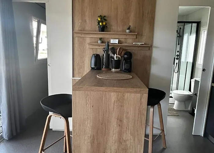 11 Limoni 펜션 Sukošan